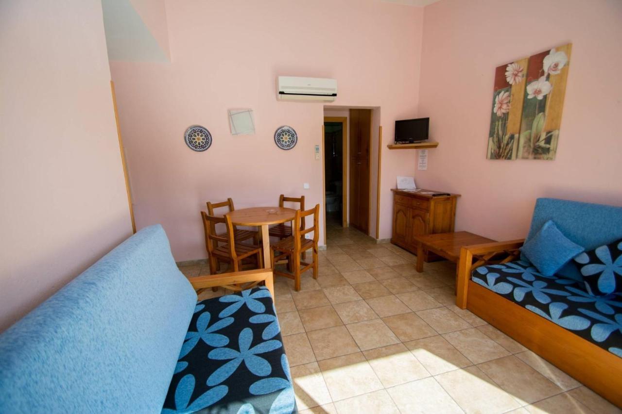Galdana Gardens Appartement Cala Galdana  Buitenkant foto